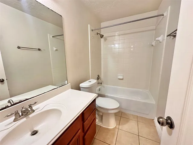 $3,500 | 2819 Lake Shore Harbour Drive, Missouri City, TX 77459