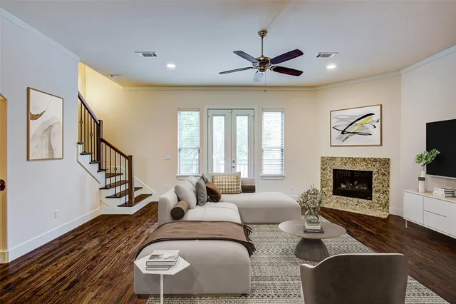 $3,495 | 4323 Dickason Avenue, Unit 14, Dallas, TX 75219