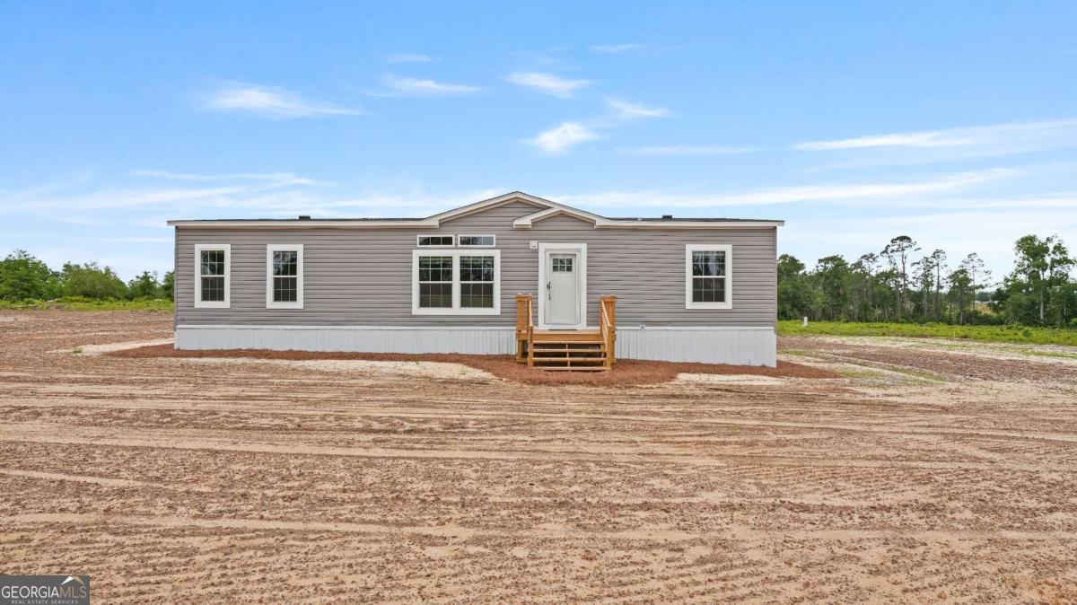 789 Hires Road Jesup, GA 31545 - Photo 2 of 25