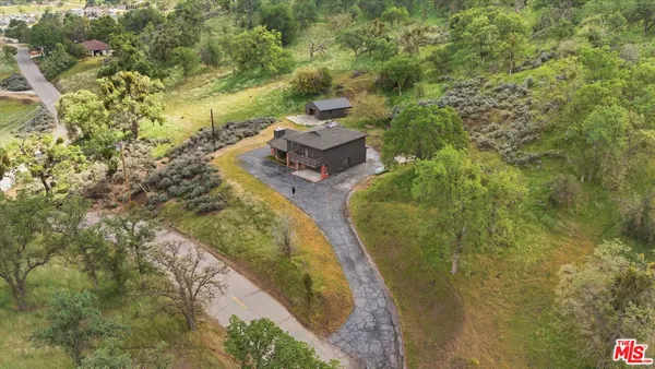 $469,900 | 27961 Preakness Drive, Tehachapi, CA 93561