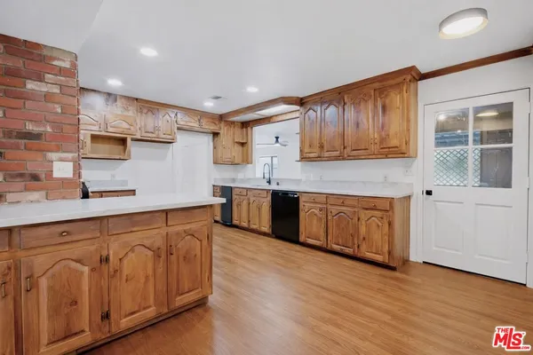 $469,900 | 27961 Preakness Drive, Tehachapi, CA 93561