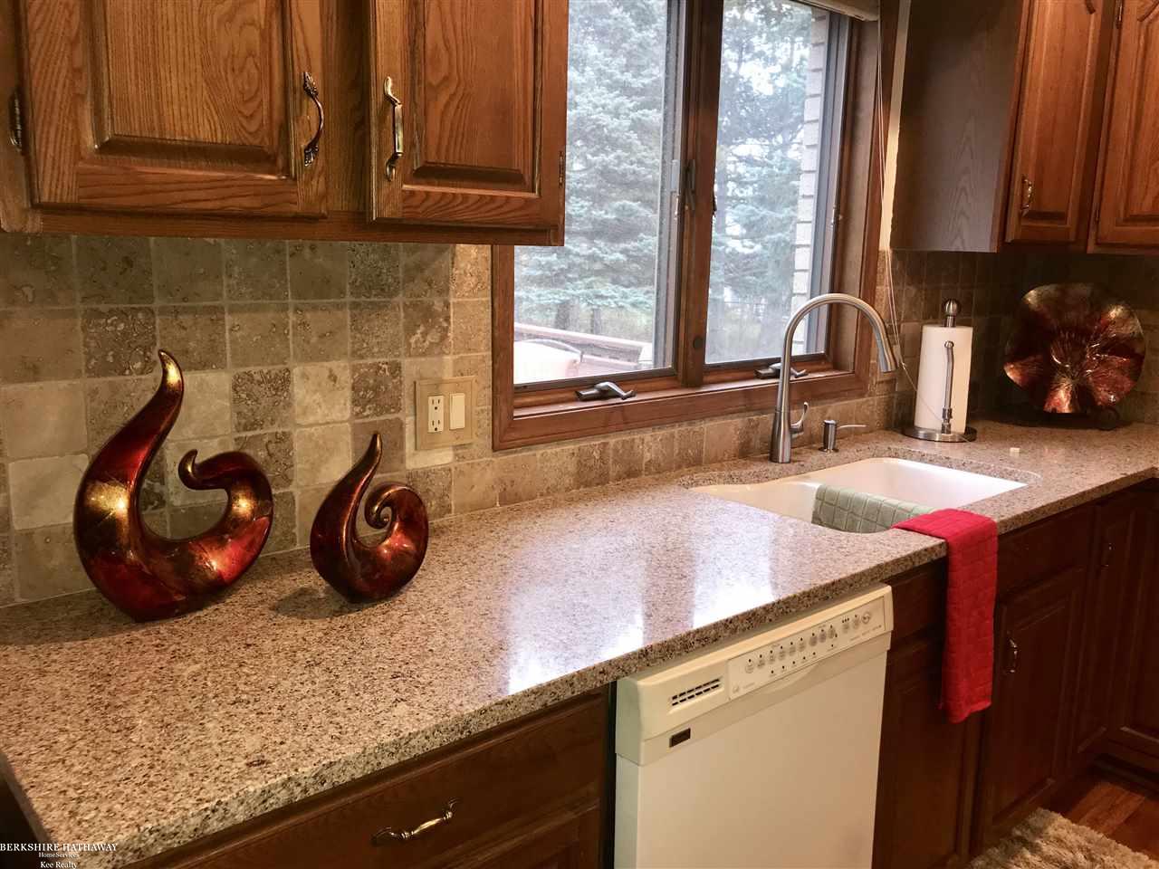 3120 Sunbury Court Rochester, MI 48309 - Photo 17 of 41 31336330-16.JPG