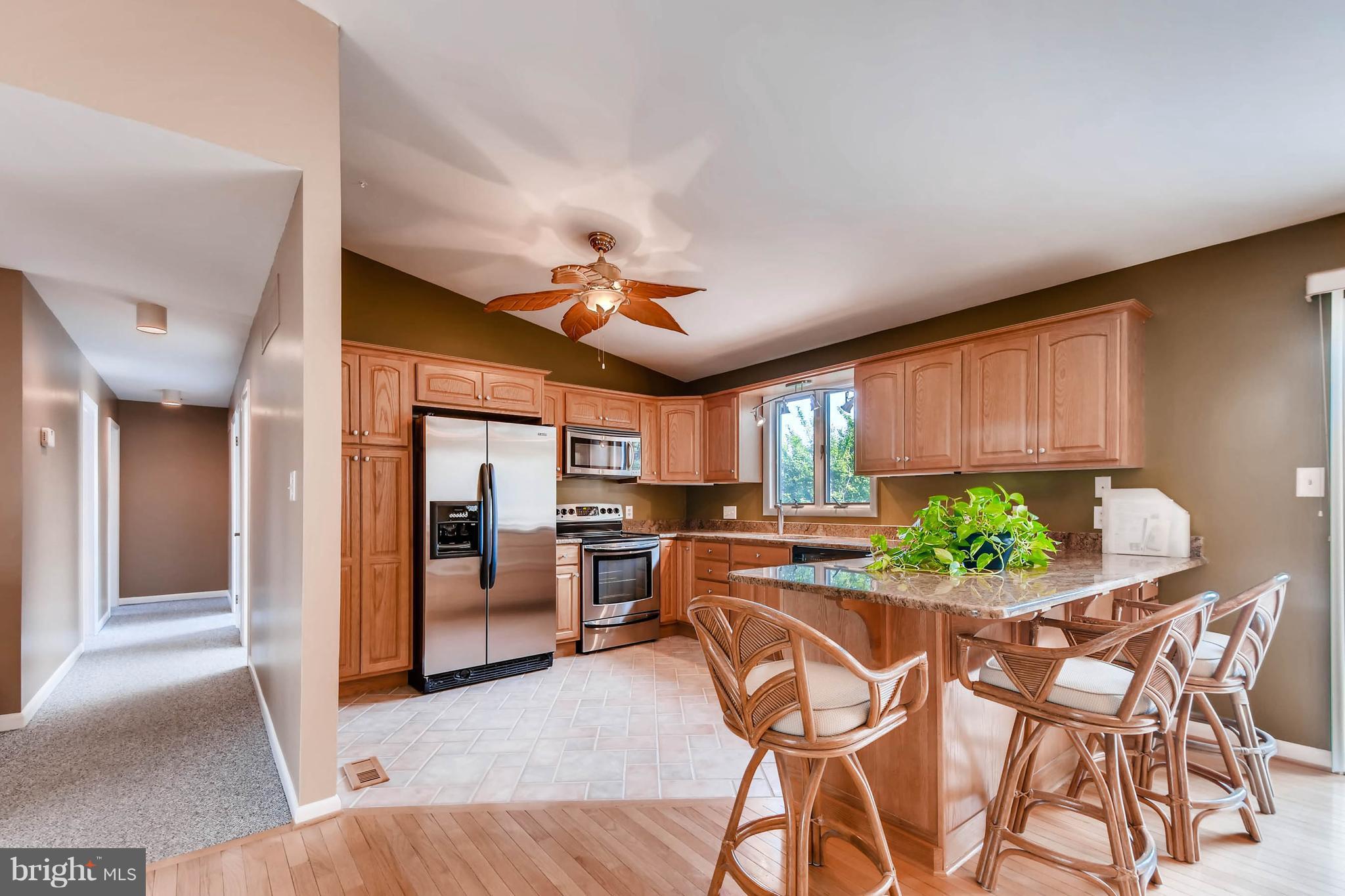 17 Woody Road Baltimore, MD 21221 - Photo 8 of 29 Dining Room