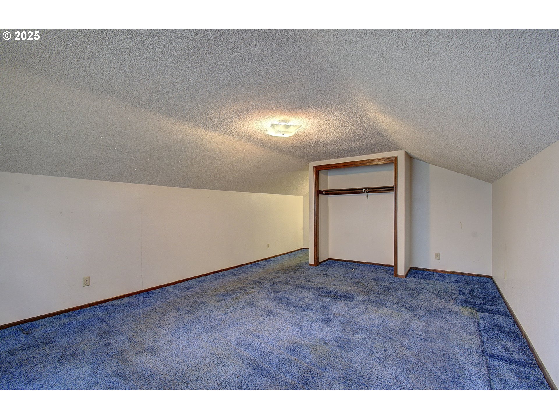 19409 Northeast Mattson Road Brush Prairie, WA 98606 - Photo 25 of 44 a view of an empty room