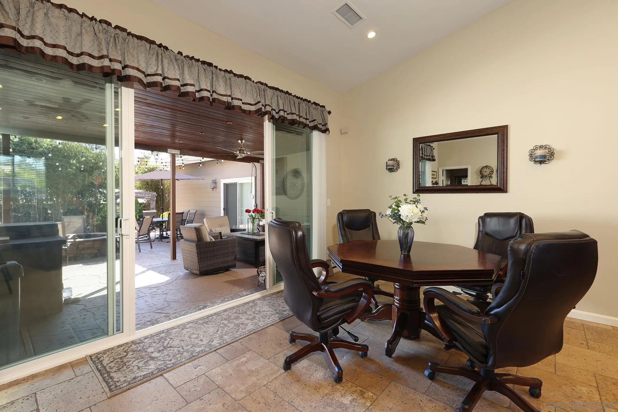 1687 Gecko Rd Vista Vista, CA 92083 - Photo 9 of 29