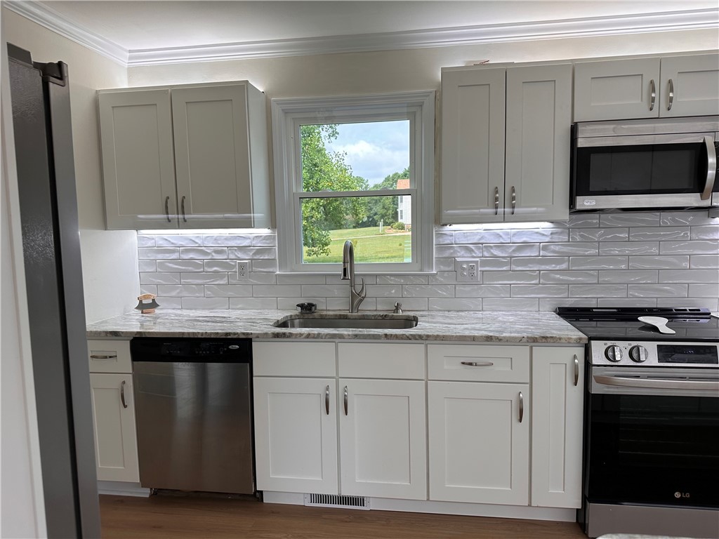 2503 Midway Road Anderson, SC 29621 - Photo 11 of 31