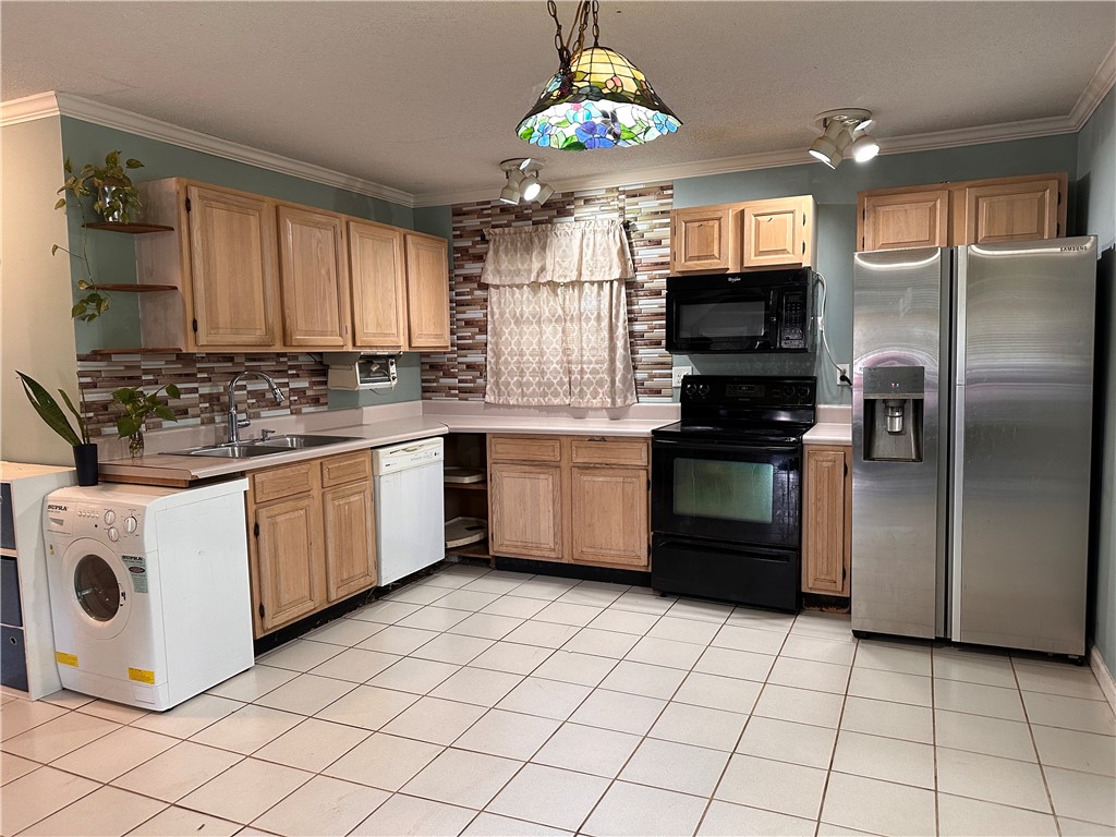 2503 Midway Road Anderson, SC 29621 - Photo 27 of 31 Pool House Kitchen
