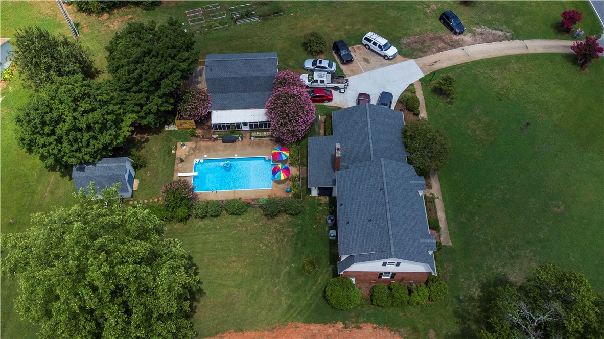 2503 Midway Road Anderson, SC 29621 - Photo 3 of 31