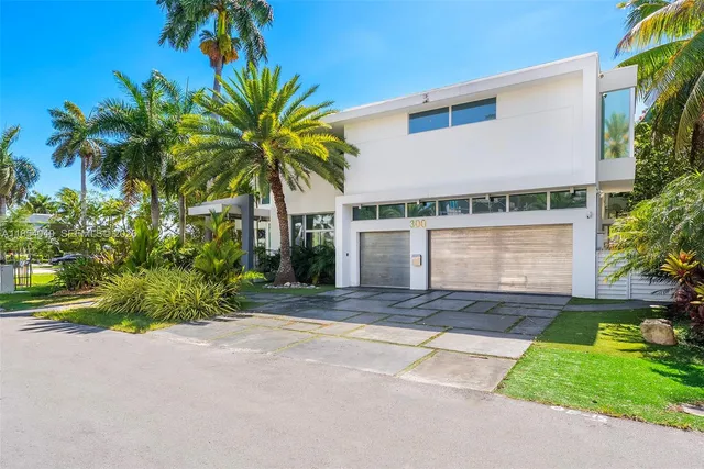 $9,475,000 | 300 Royal Plaza Drive, Fort Lauderdale, FL 33301