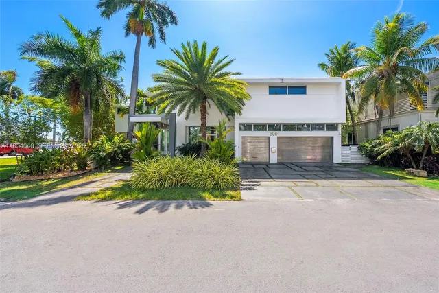 $9,475,000 | 300 Royal Plaza Drive, Fort Lauderdale, FL 33301
