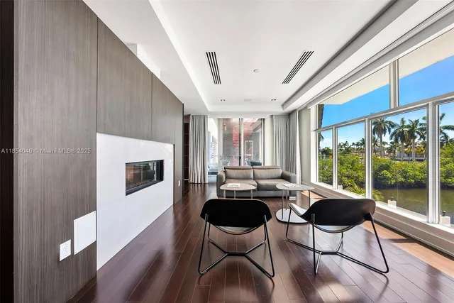 $9,475,000 | 300 Royal Plaza Drive, Fort Lauderdale, FL 33301