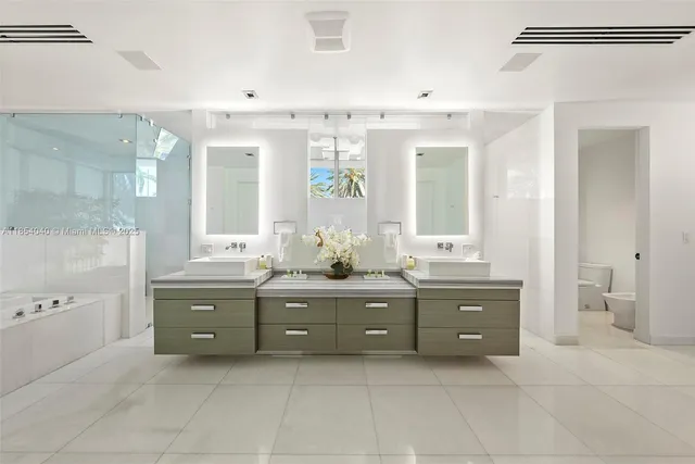 $9,475,000 | 300 Royal Plaza Drive, Fort Lauderdale, FL 33301