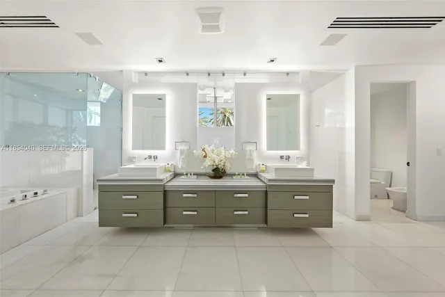 $9,475,000 | 300 Royal Plaza Drive, Fort Lauderdale, FL 33301