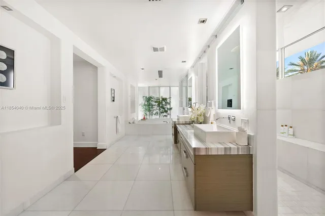 $9,475,000 | 300 Royal Plaza Drive, Fort Lauderdale, FL 33301