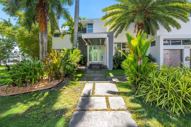 $9,475,000 | 300 Royal Plaza Drive, Fort Lauderdale, FL 33301