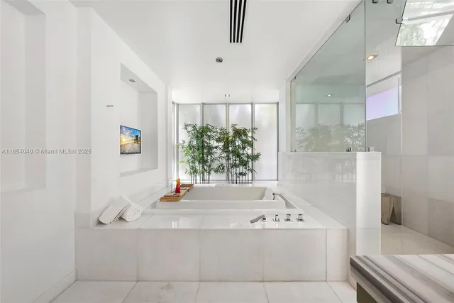 $9,475,000 | 300 Royal Plaza Drive, Fort Lauderdale, FL 33301