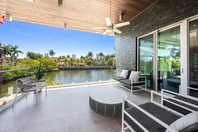 $9,475,000 | 300 Royal Plaza Drive, Fort Lauderdale, FL 33301