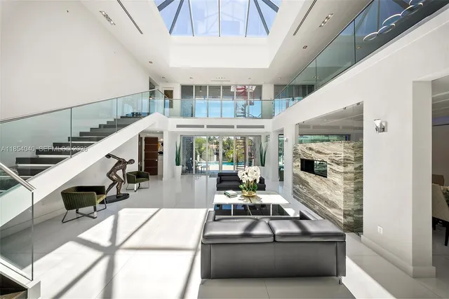 $9,475,000 | 300 Royal Plaza Drive, Fort Lauderdale, FL 33301