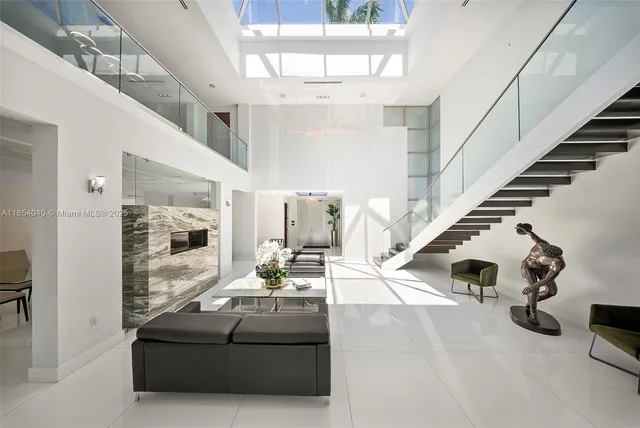 $9,475,000 | 300 Royal Plaza Drive, Fort Lauderdale, FL 33301