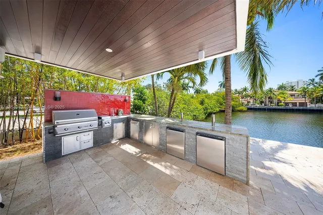 $9,475,000 | 300 Royal Plaza Drive, Fort Lauderdale, FL 33301