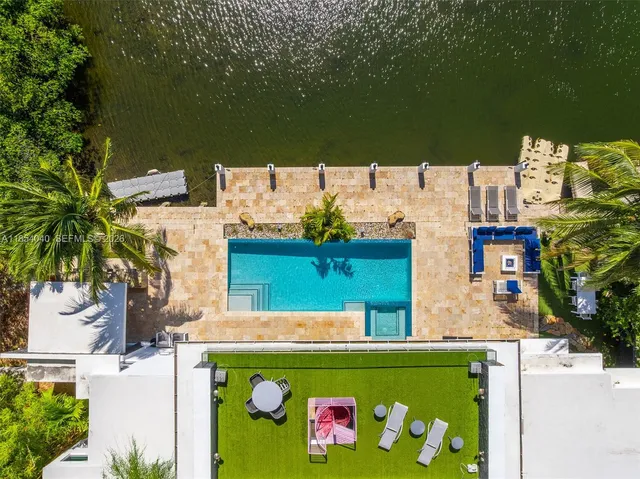 $9,475,000 | 300 Royal Plaza Drive, Fort Lauderdale, FL 33301