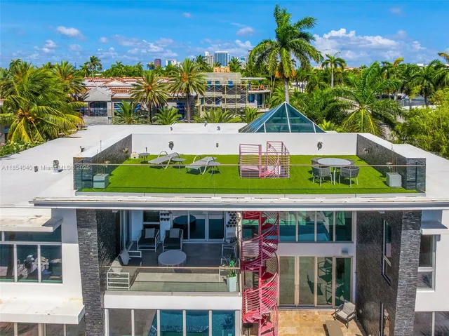 $9,475,000 | 300 Royal Plaza Drive, Fort Lauderdale, FL 33301