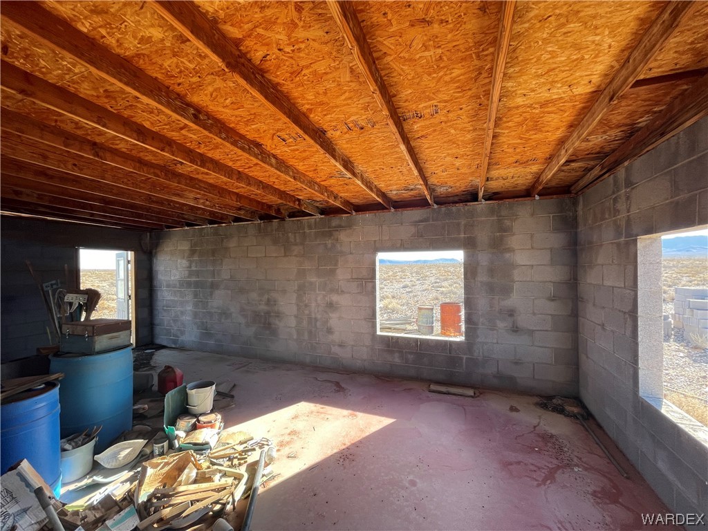 21688 South Lone Ranger Road Yucca, AZ 86438 - Photo 8 of 15 Gallery Image 8