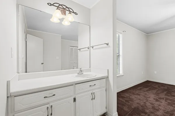 $200,000 | 207 Pinoak Court, Crestview, FL 32539