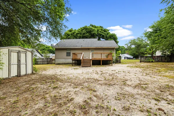 $200,000 | 207 Pinoak Court, Crestview, FL 32539