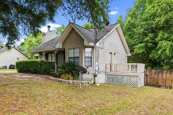 $200,000 | 207 Pinoak Court, Crestview, FL 32539