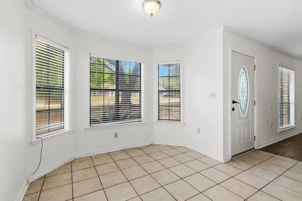$200,000 | 207 Pinoak Court, Crestview, FL 32539