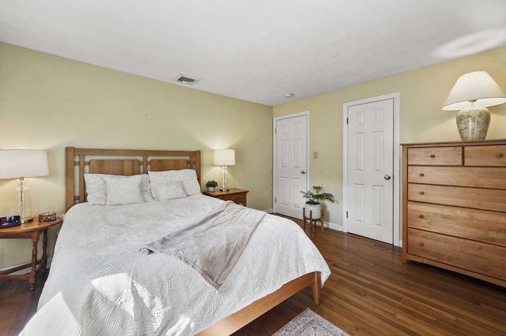 86 Hathaway Circle Arlington, MA 02476 - Photo 14 of 40