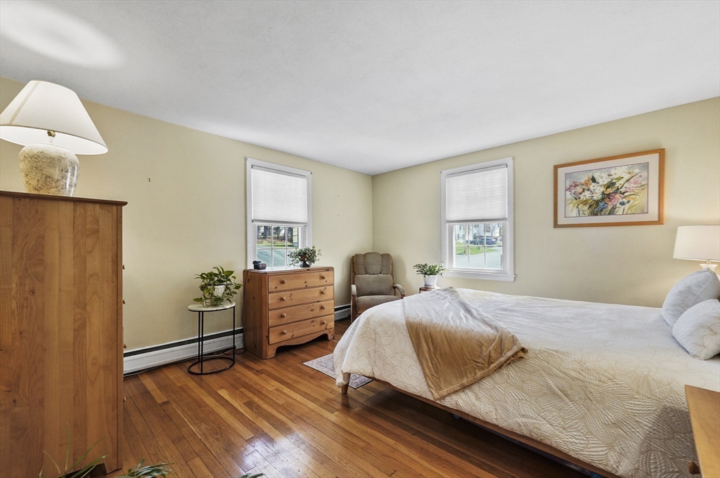 86 Hathaway Circle Arlington, MA 02476 - Photo 15 of 40