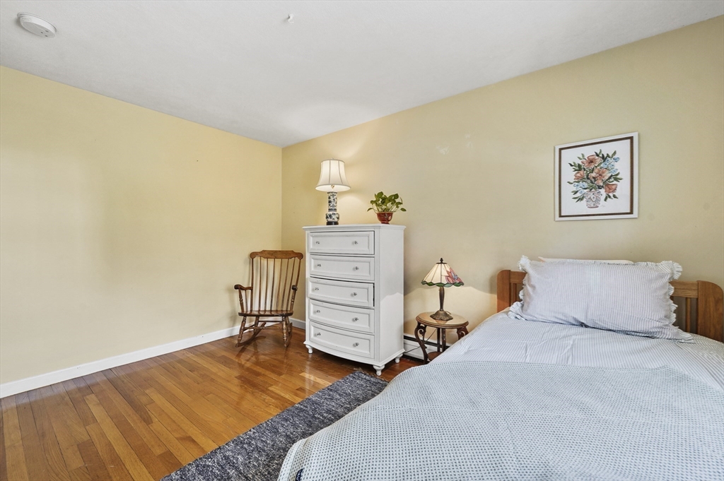 86 Hathaway Circle Arlington, MA 02476 - Photo 17 of 40