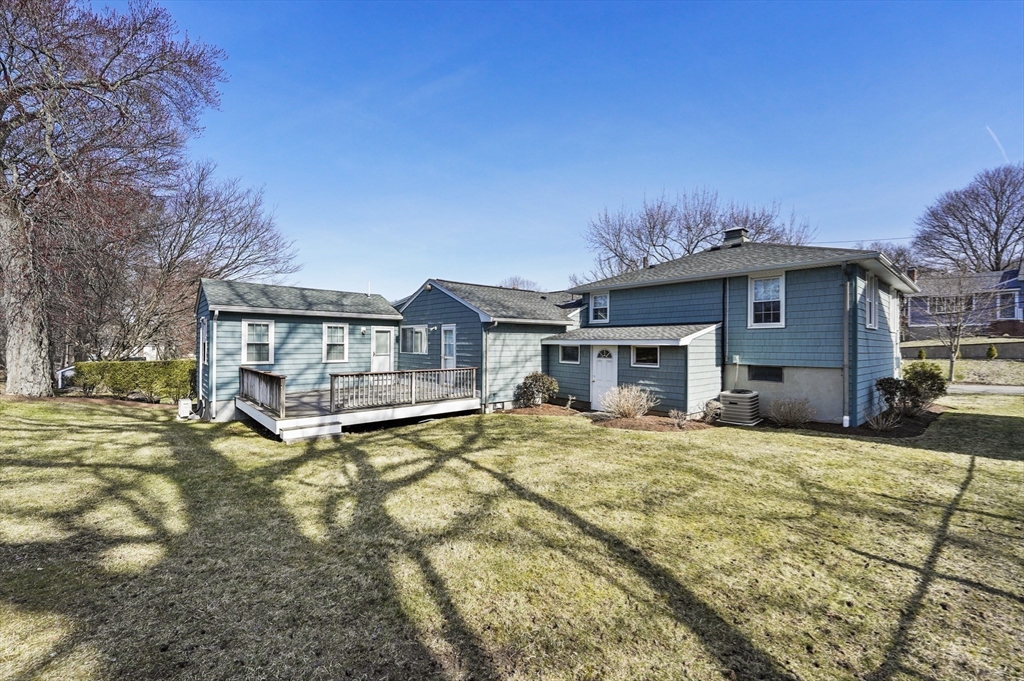 86 Hathaway Circle Arlington, MA 02476 - Photo 33 of 40