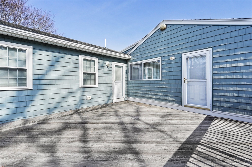 86 Hathaway Circle Arlington, MA 02476 - Photo 34 of 40