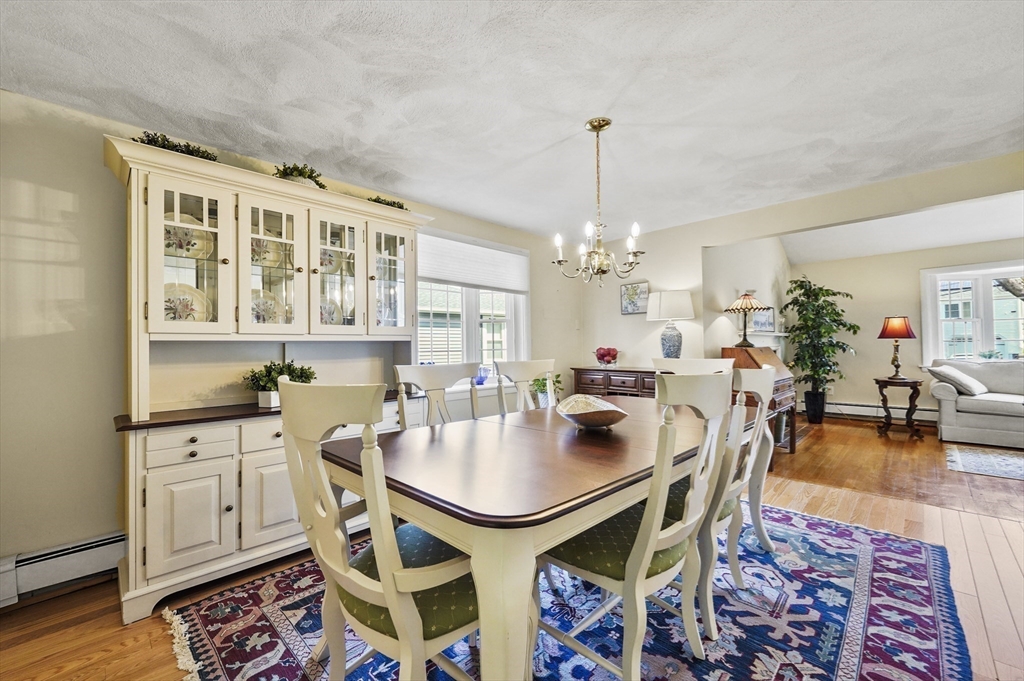 86 Hathaway Circle Arlington, MA 02476 - Photo 5 of 40