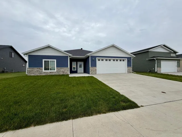 $459,900 | 1608 6th Avenue Northeast, Dilworth, MN 56529