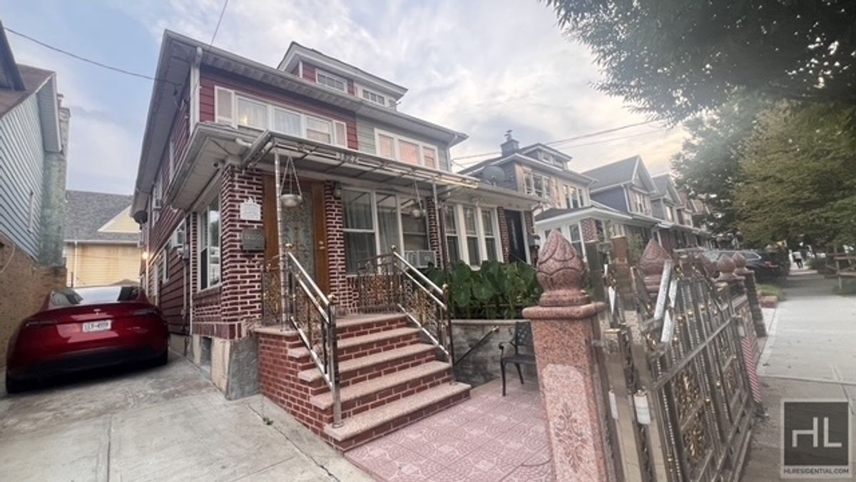 3322 Farragut Road, Unit 1 Brooklyn, NY 11210 - Photo 12 of 16 Photo 12