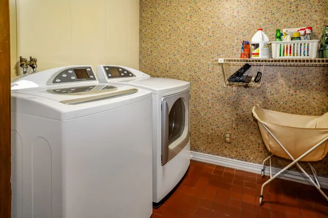 $439,900 | 1318 Highway 2, Rumford, ME 04276