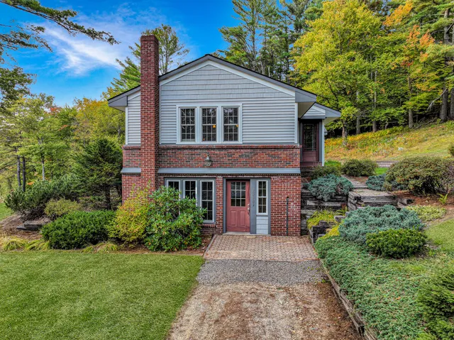 $459,900 | 1318 Highway 2, Rumford, ME 04276