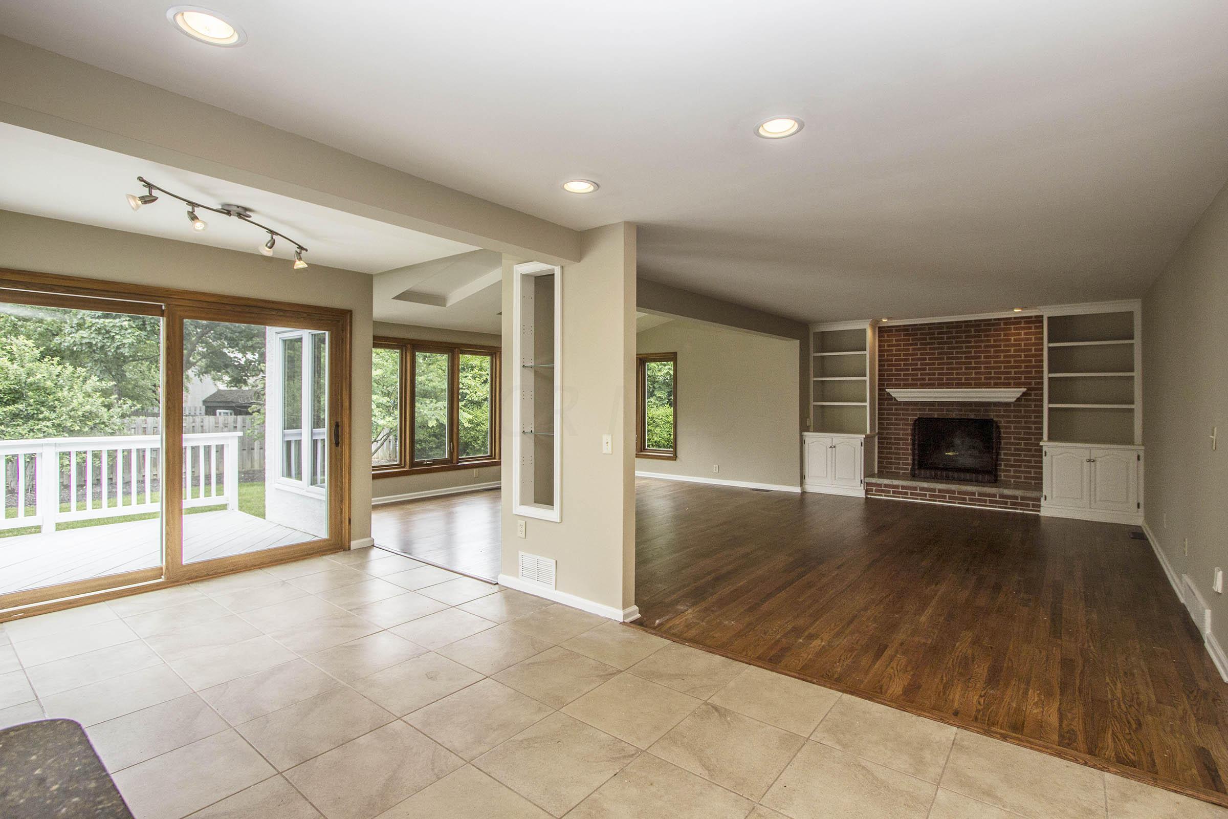 2586 Lane Road Columbus, OH 43220 - Photo 15 of 33 Gallery Image 15
