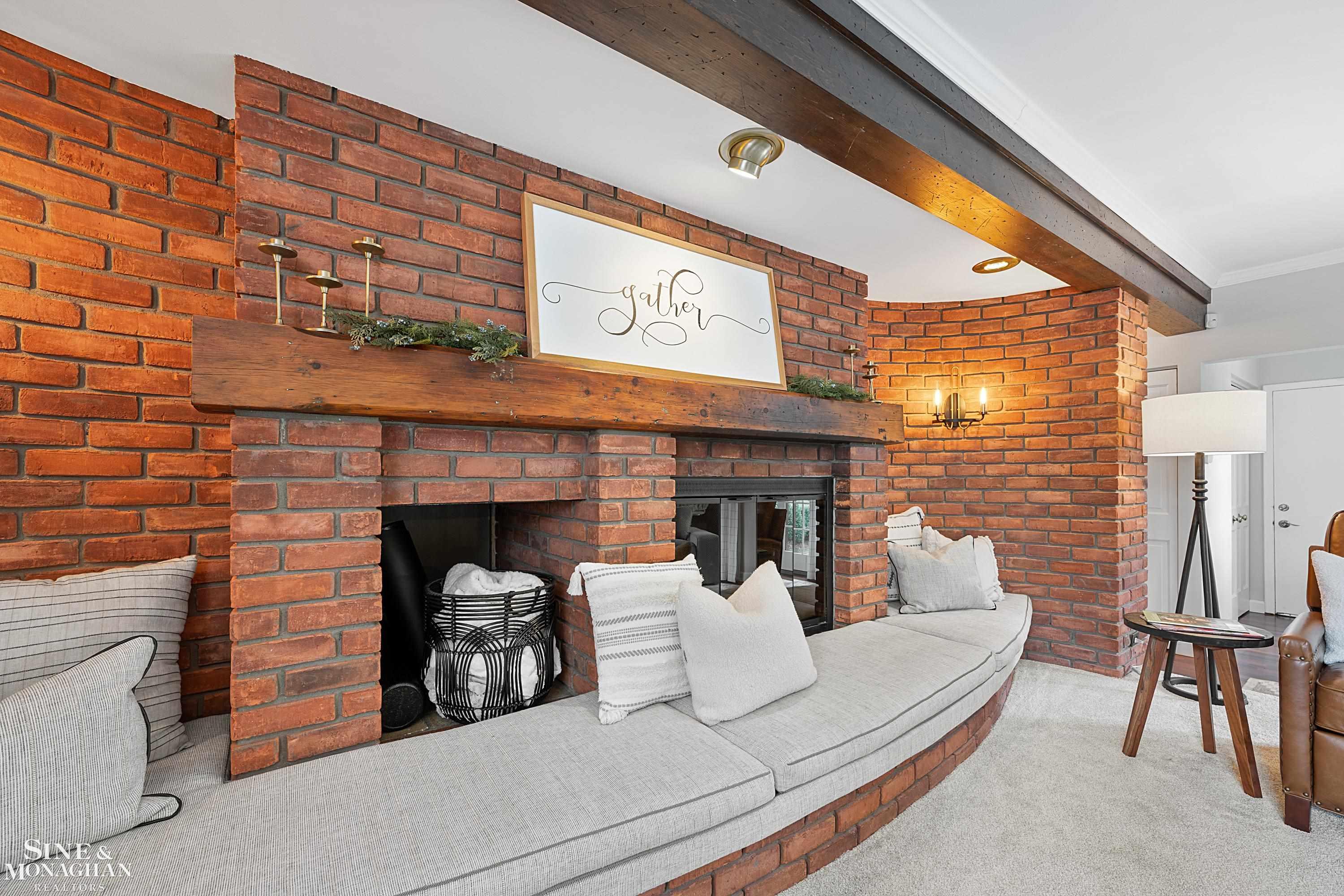 255 Cloverly Road Grosse Pointe Farms, MI 48236 - Photo 23 of 70