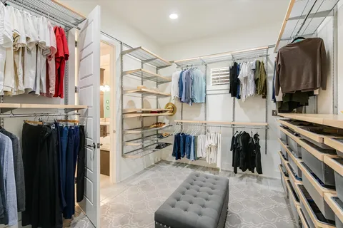 $1,285,000 | 6416 Trissino Drive, Austin, TX 78739