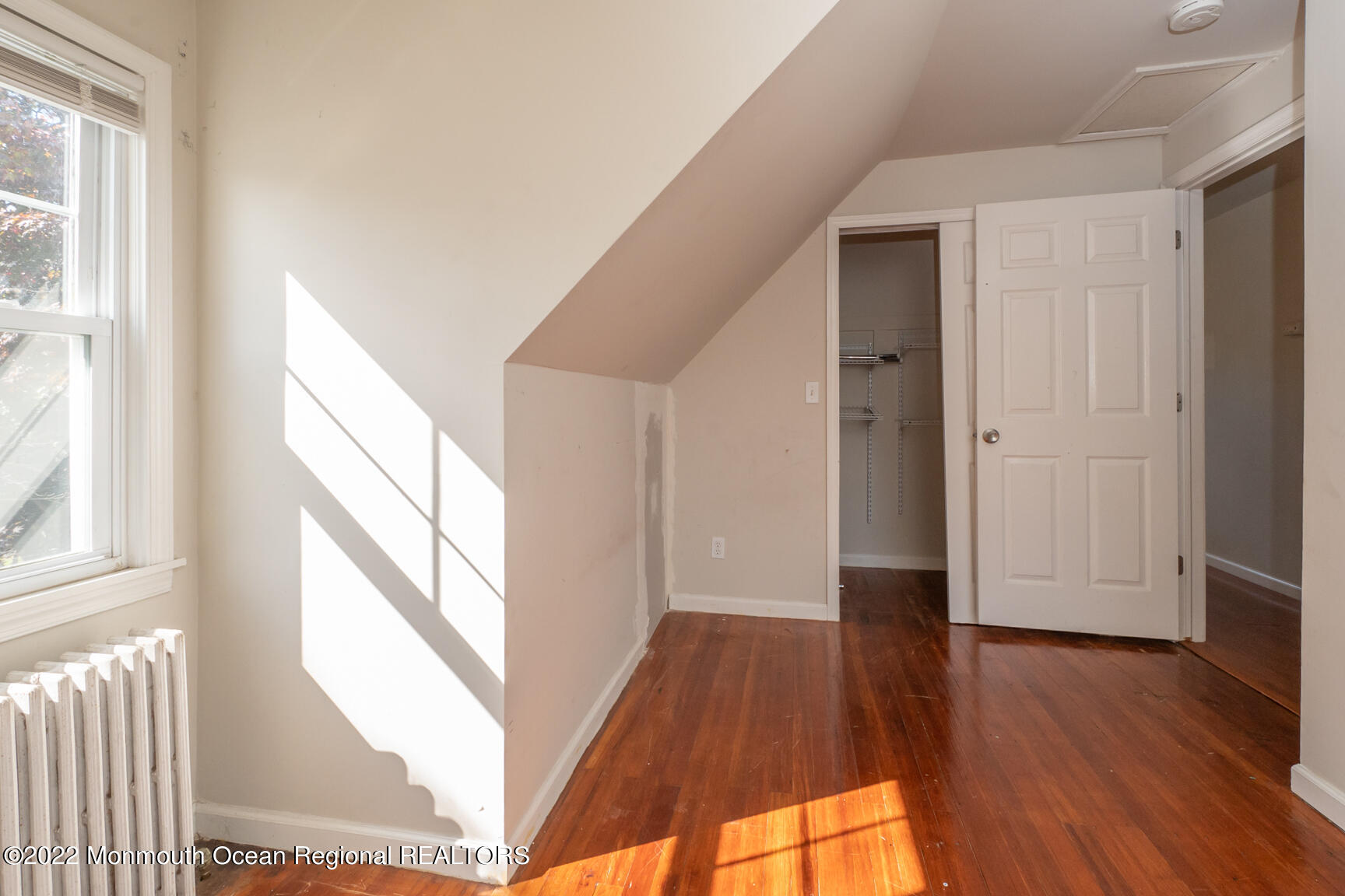 965 Leonardville Road Atlantic Highlands, NJ 07716 - Photo 21 of 29 a view of an entryway with wooden floor
