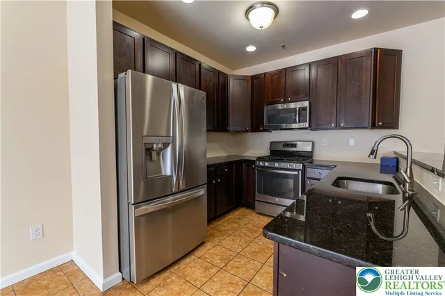 $2,495 | 241 Snapdragon Way, Allentown, PA 18104