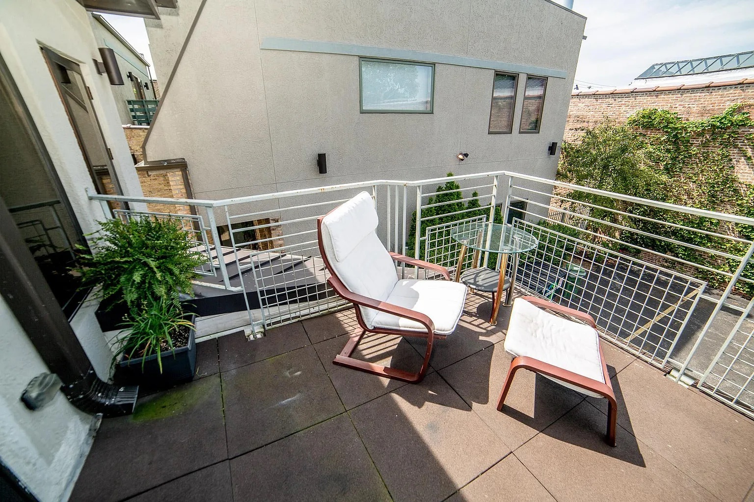 1607 Simpson Street, Unit 2W Evanston, IL 60201 - Photo 11 of 12