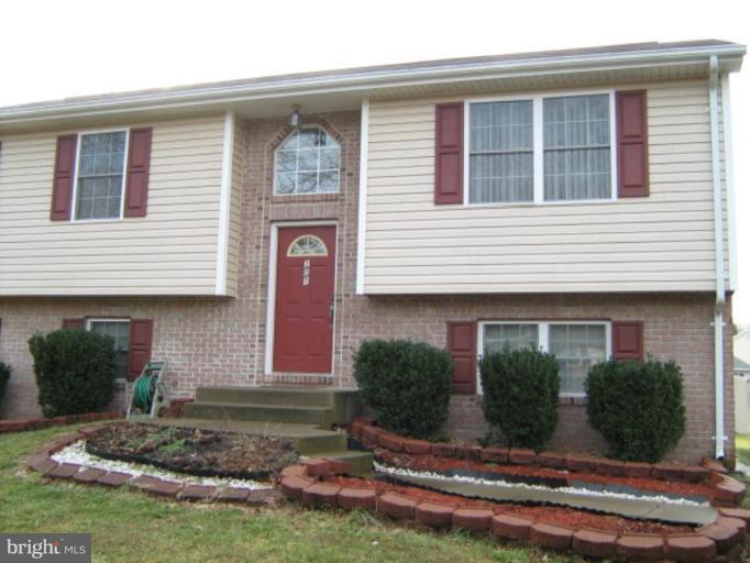 204 North Duey Road Remington, VA 22734 - Photo 1 of 6 Exterior (Main)