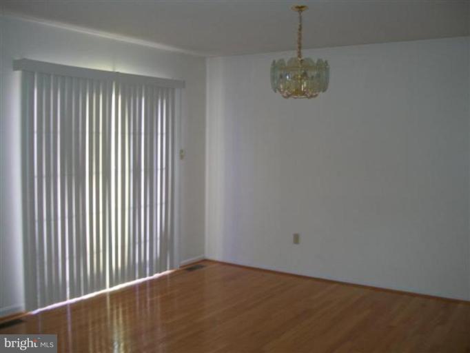 204 North Duey Road Remington, VA 22734 - Photo 4 of 6 Dining Room