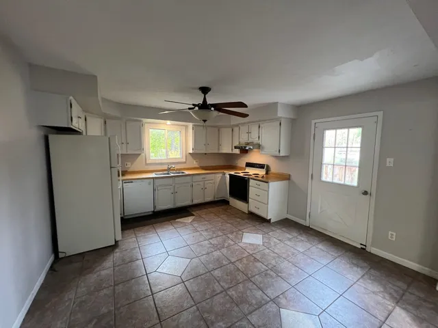 $155,000 | 3906 Abbotsford Road, Rockford, IL 61107